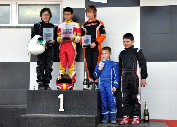 Triple actuaci&oacute;n en el Circuito de Benamariel del Spirit Racing Team con fenomenales resultados.